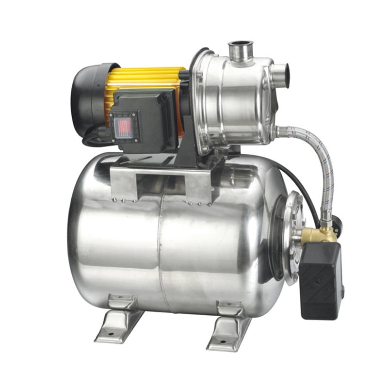 प्रेशर टाकीसह गार्डन पंप स्टेशन